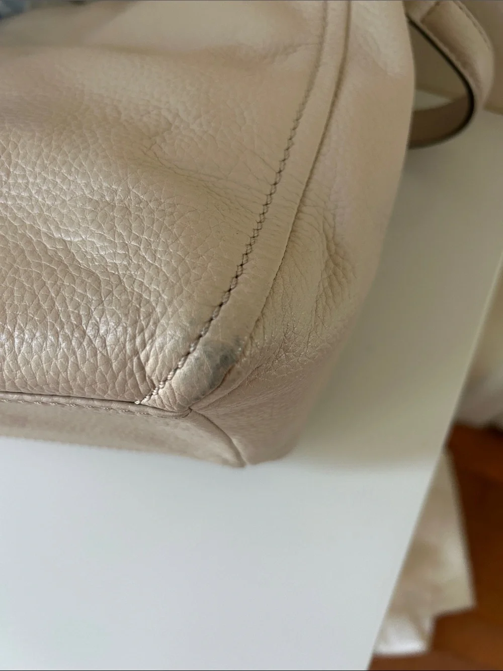 Kate Spade New York Pebbled Leather Shoulder Bag in Light Beige